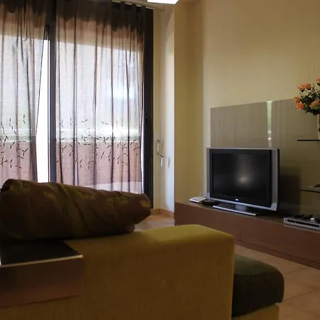 Apartamento Con Piscina A 300m Playa Fenals-lloret